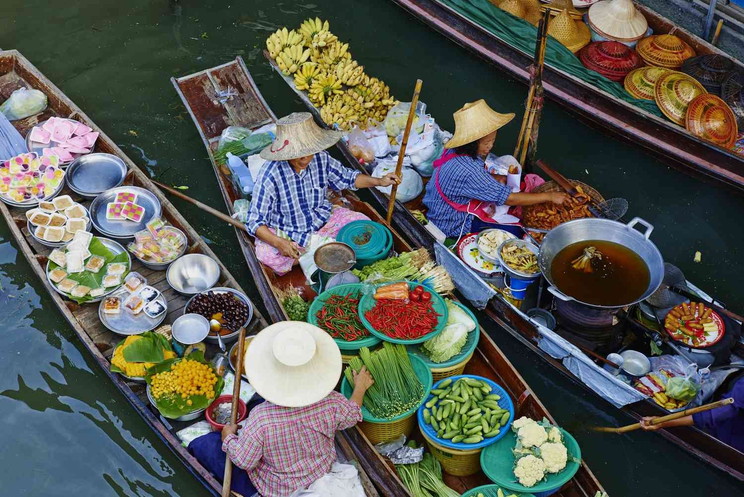 floating-market-near-bangkok floating-market-near-bangkok