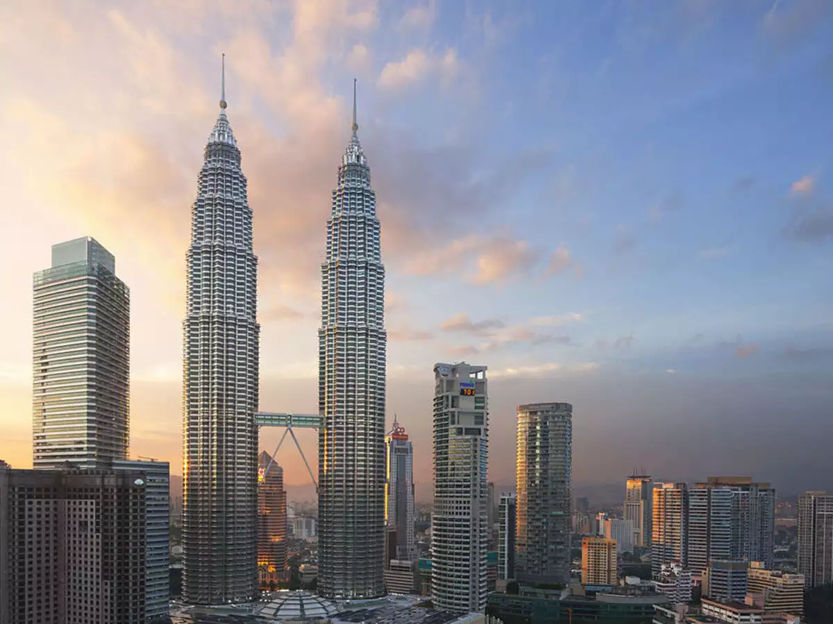 petronas petronas